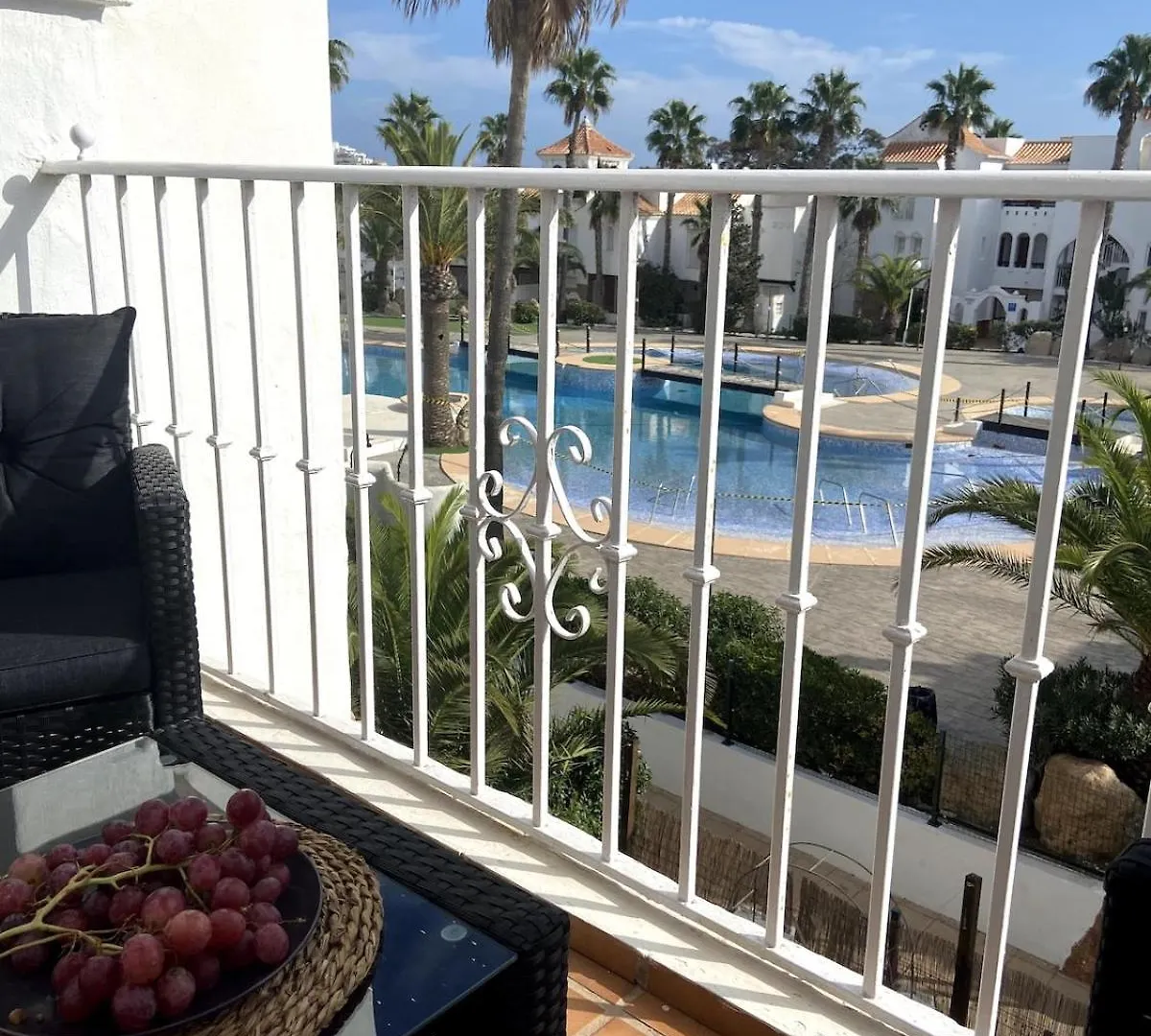 Cozy And Serene Apartment Roquetas de Mar